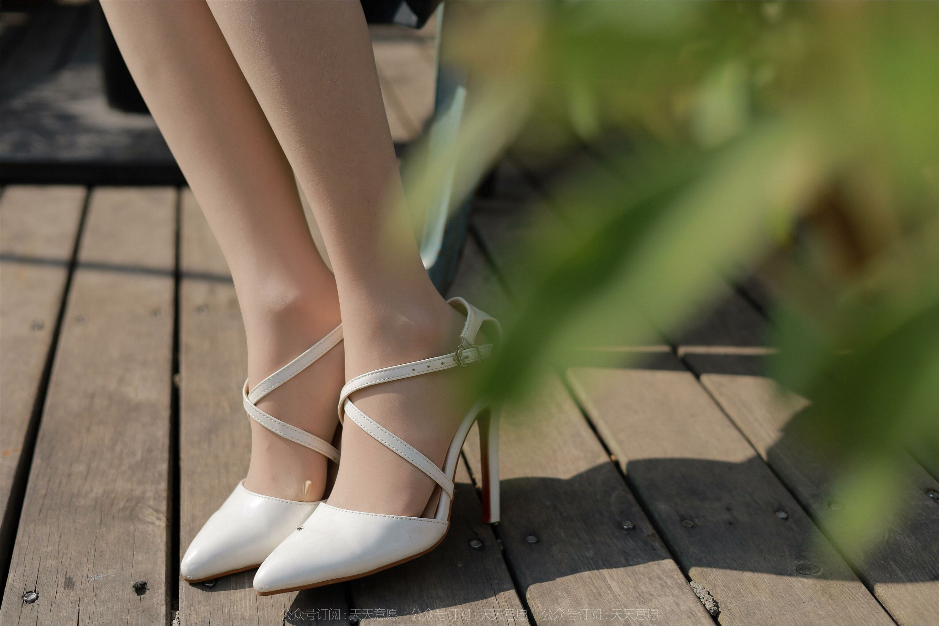 IESS异思趣向  2022.04.22 丝享家 1067：婉萍《转角遇见她》